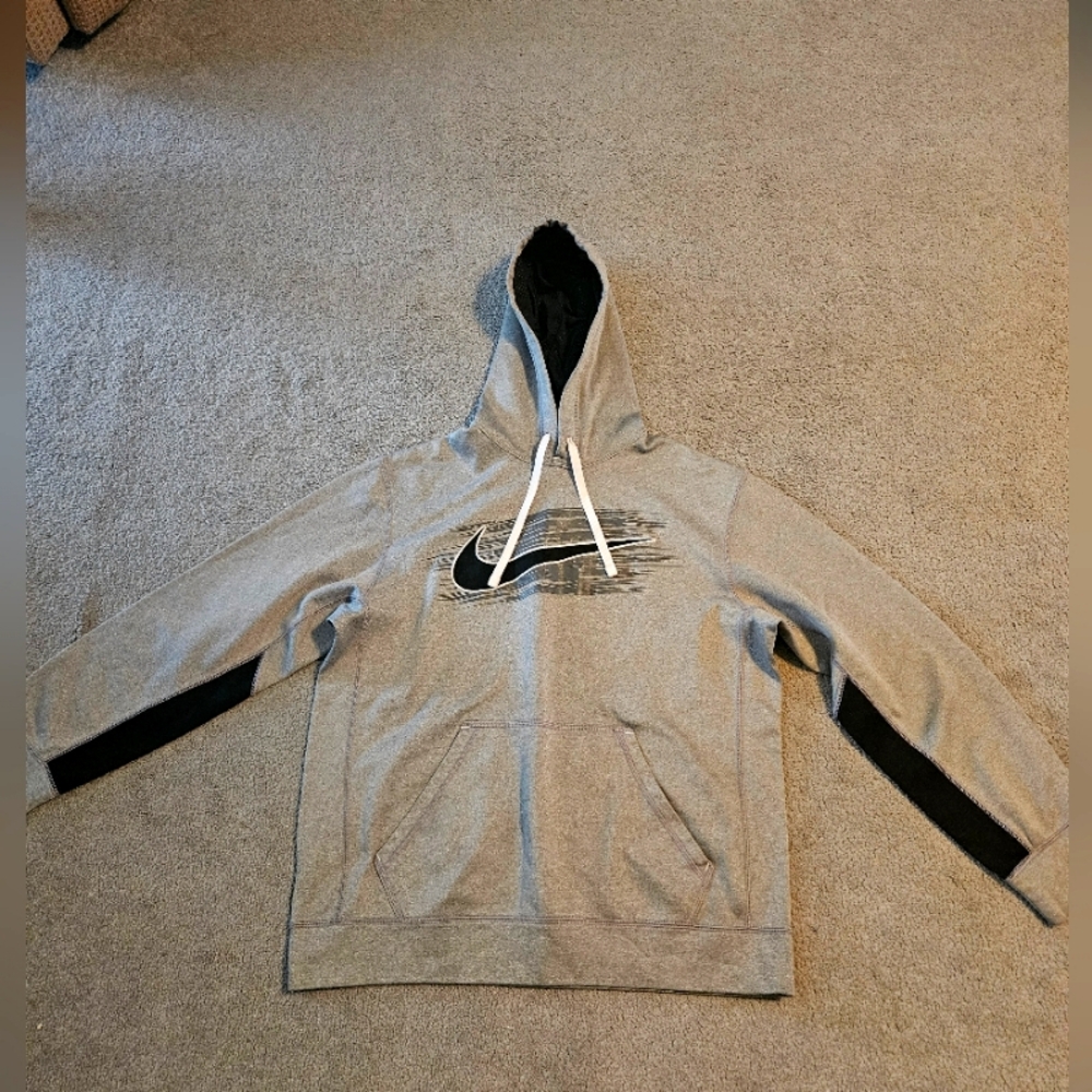 Nike sweatshirt